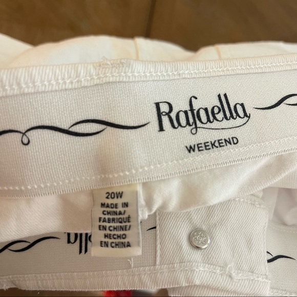 NWT Rafaella Weekend Capri Jeans Women's Plus Size 20W - Picture 3 of 3